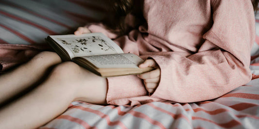 Une histoire et au lit : 7 bonnes raisons de lire des histoires à votre enfant