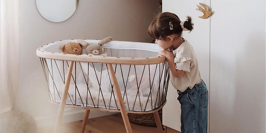 Baby's awakening in the first months