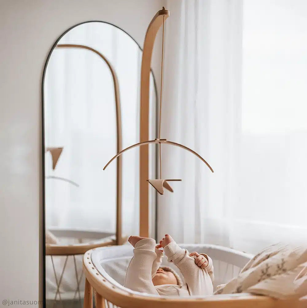 KANO bed arrow