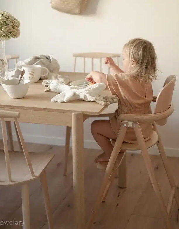 <p>CHAISES HAUTES</p>